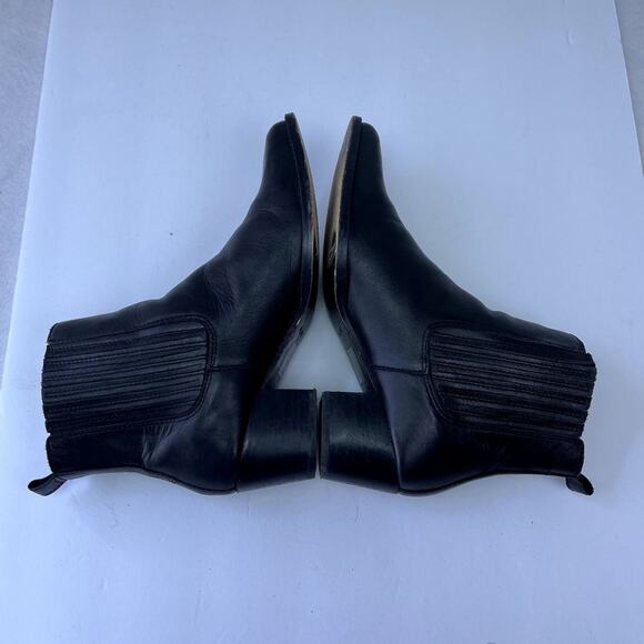 ALDO Boots Women's Size 8.5 Black Leather Chelsea Ankle Pointed Toe Western - Picture 8 of 15